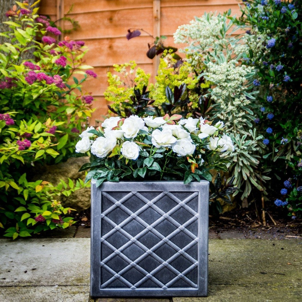 Pewter Lazio Planter (32cm)