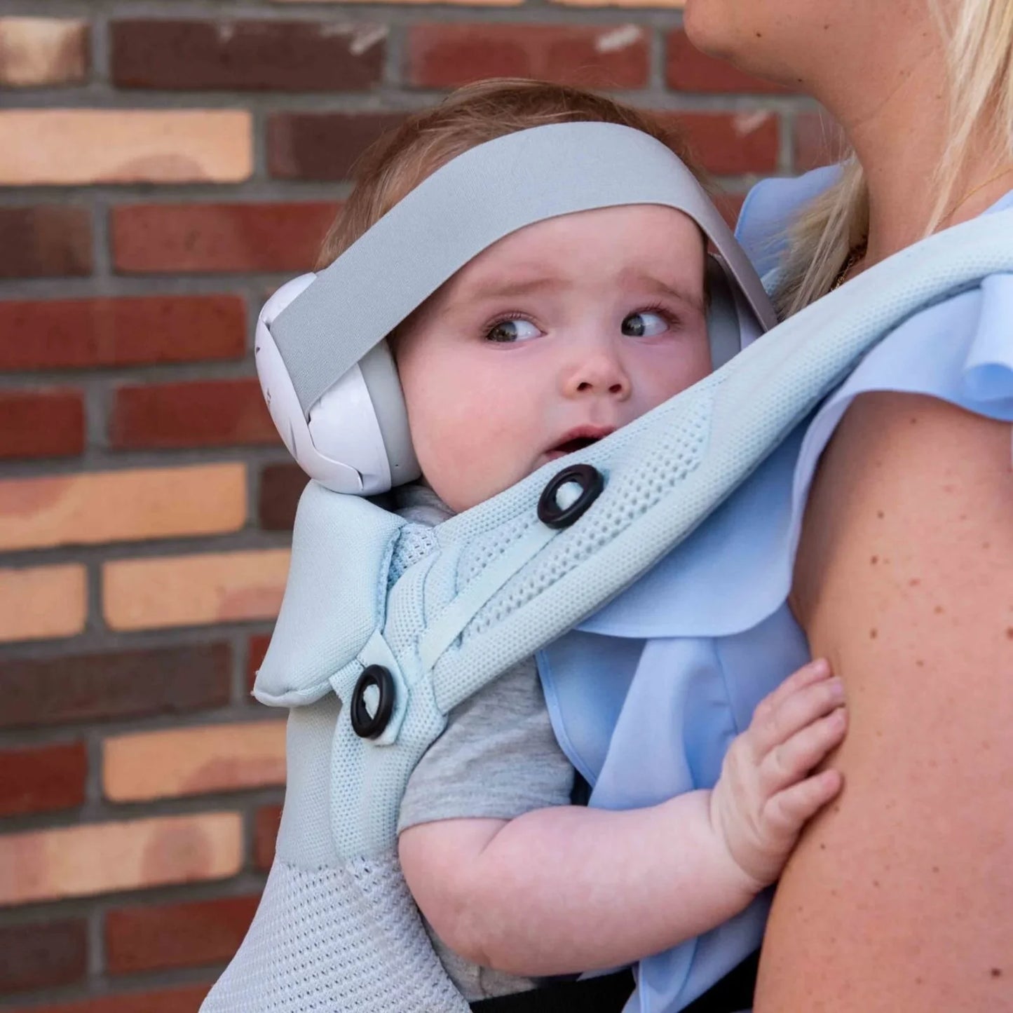 Dooky Baby Ear Protection 0-3 years - White