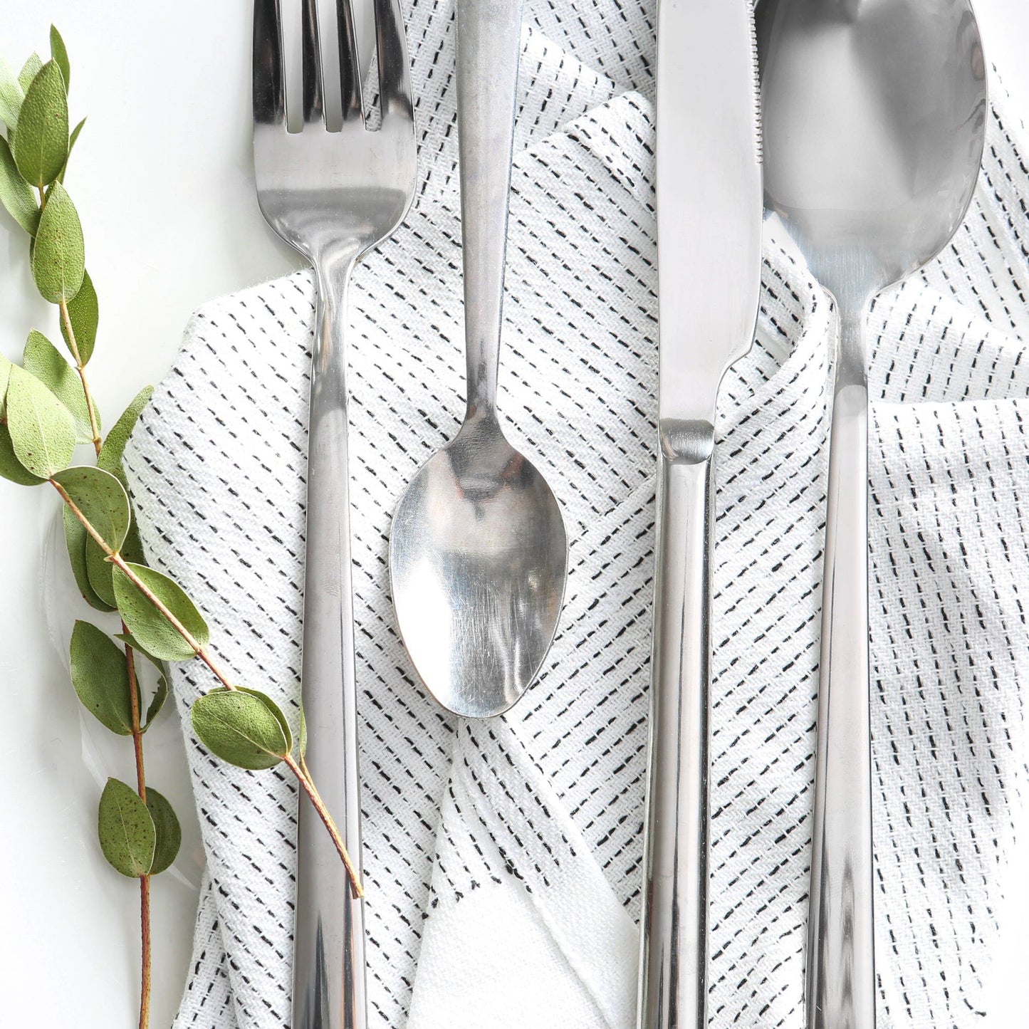 24pc 18/0 Stainless Steel Cutlery Set