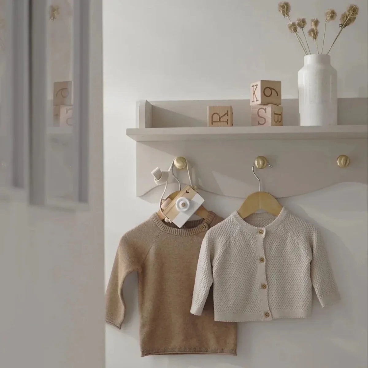 CuddleCo Clara Nursery Shelf - Cashmere & Ash