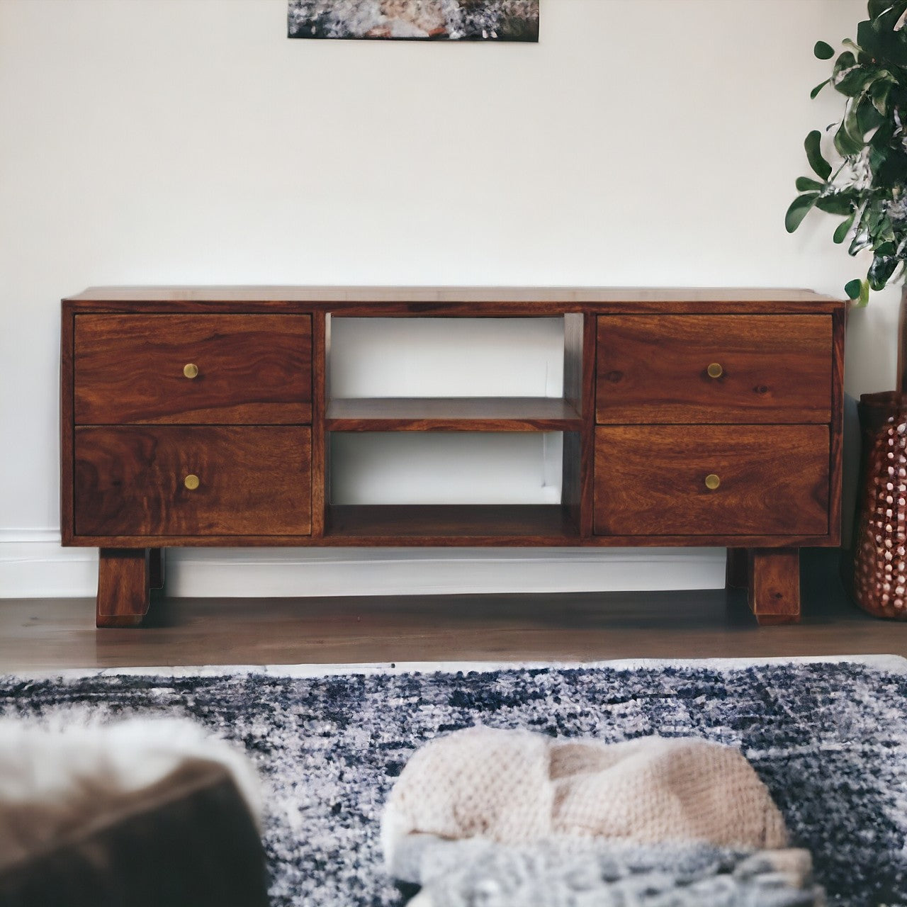 Tula Media Unit