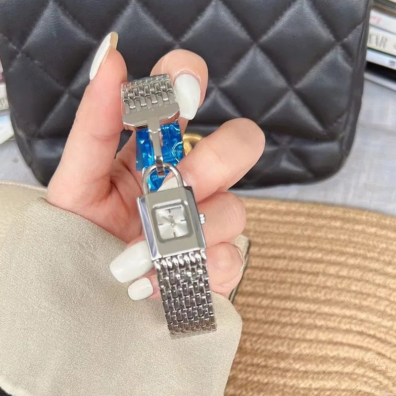 Elegant Solid Color Hook Quartz Watch Women's Watches