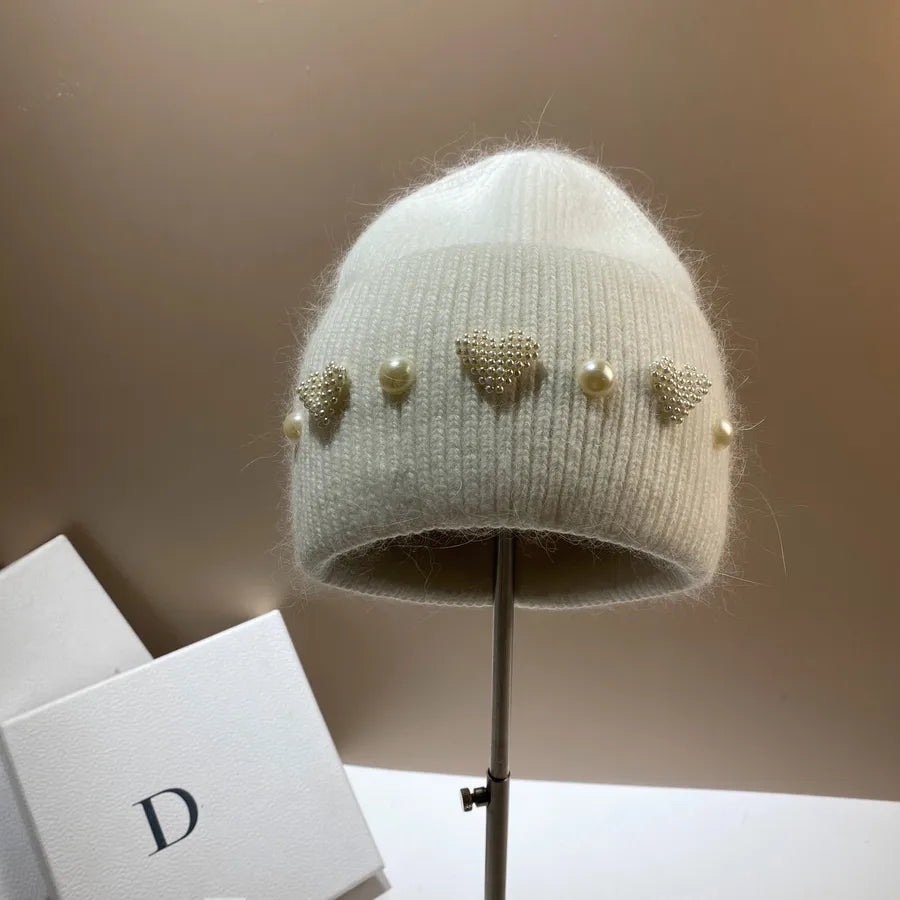women's sweet heart shape pearl eaveless wool cap